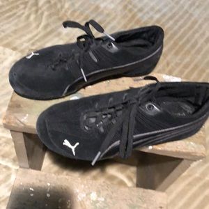 Puma suede sneakers. Size 6.5